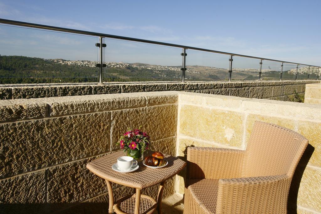 Ein Kerem Hotel Jerusalem Exterior foto
